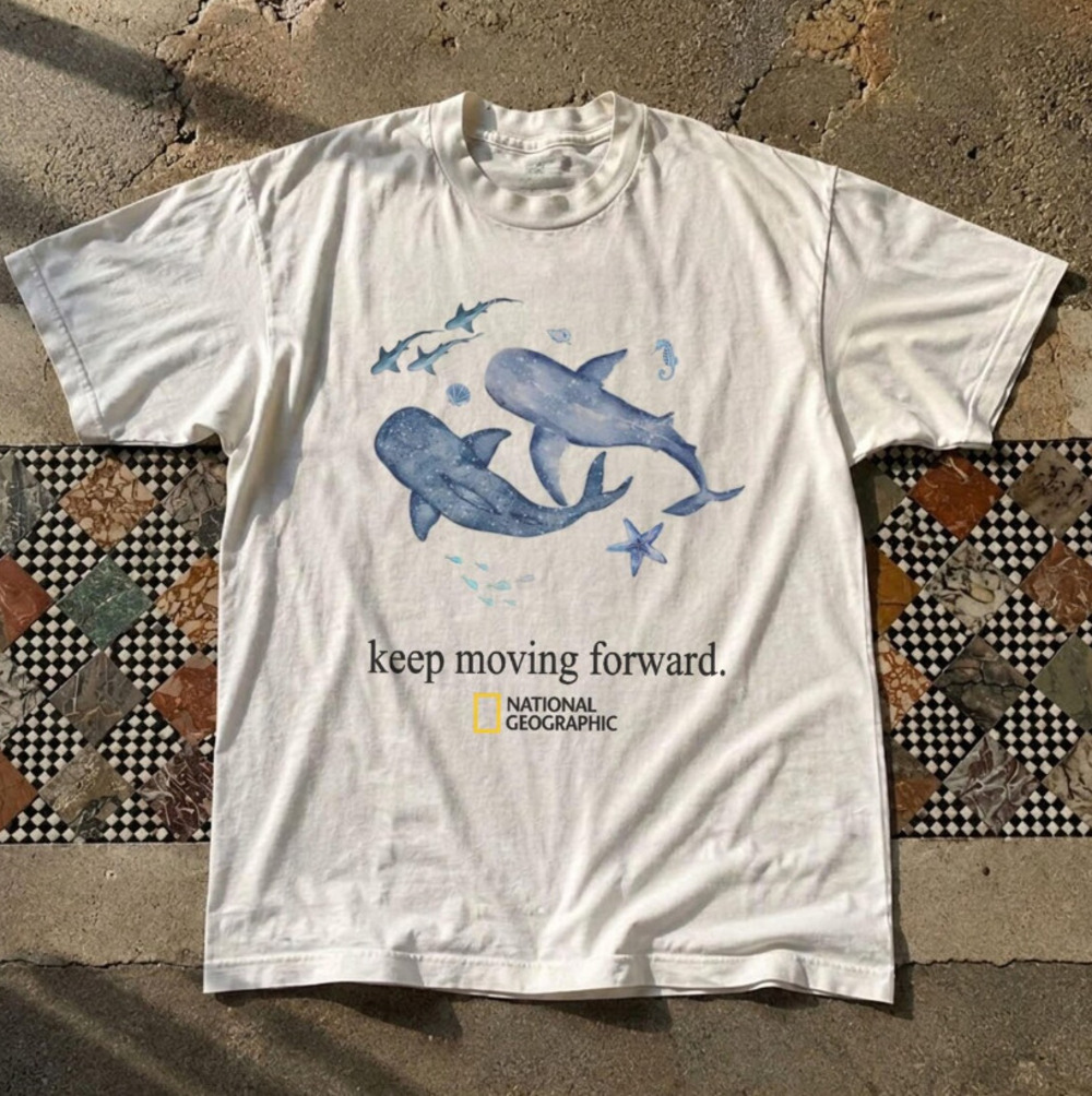 National Geographic While Graphic Tee, Keep Moving Forward Vintage 2001 T-Shirt